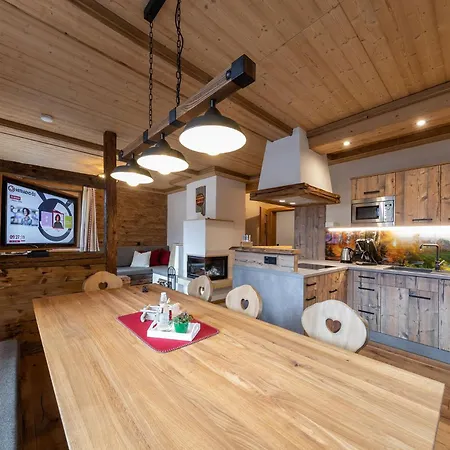 Hoamatgfuehl - By Mynests Haus im Ennstal