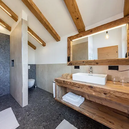 Hoamatgfuehl - By Mynests Alpstuga