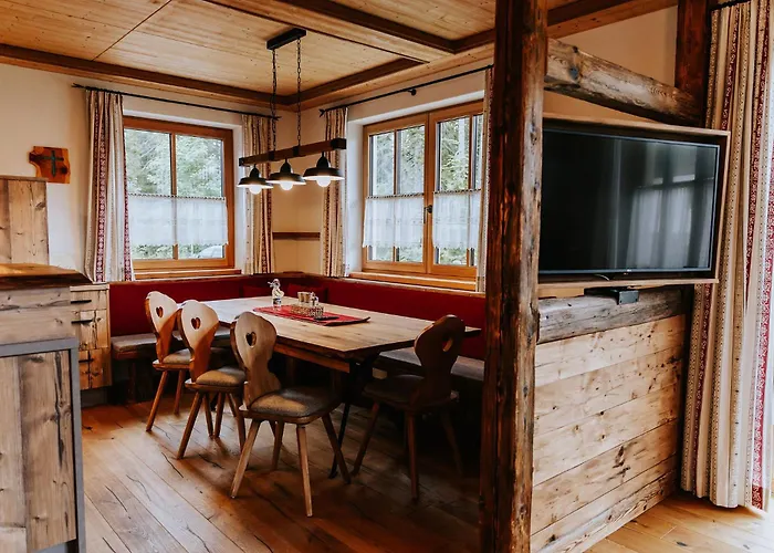 Hoamatgfuehl - By Mynests